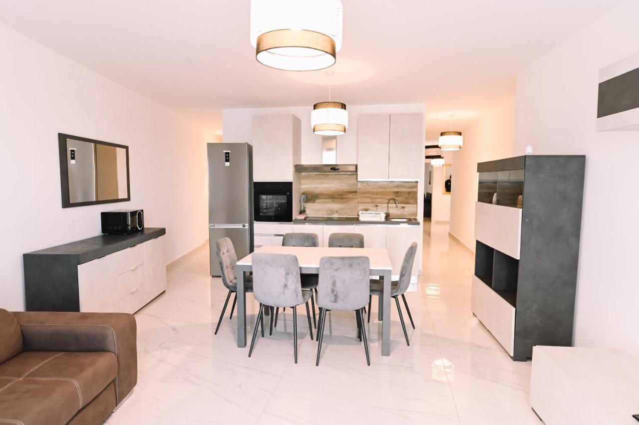 Spacious 3 Bedroom In Sliema! Eksteriør bilde